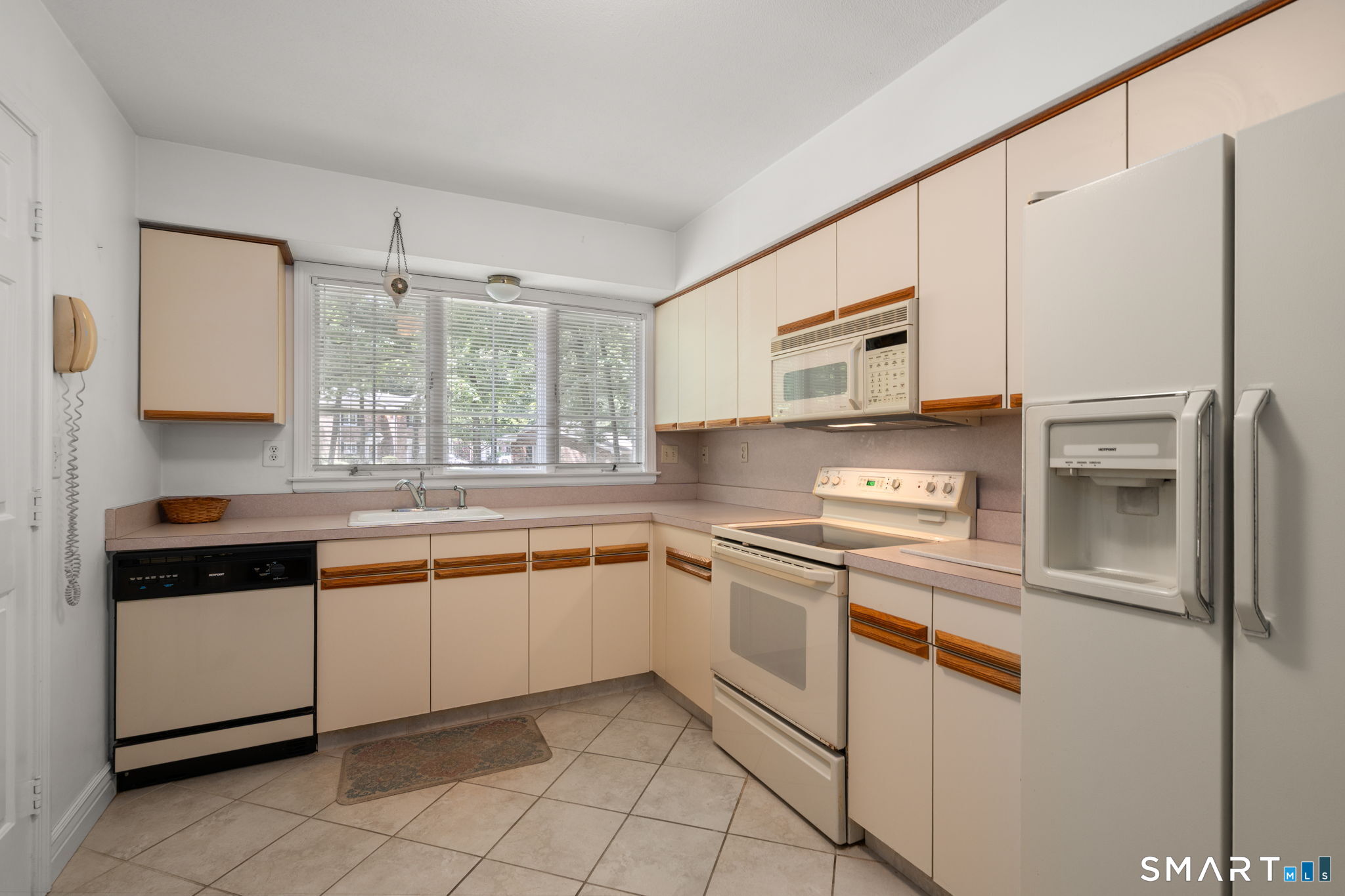 41 Tunxis Village Farmington CT 06032