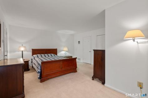 41 Tunxis Village Farmington CT 06032
