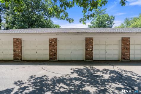 41 Tunxis Village Farmington CT 06032