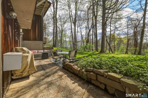 6-G Country Squire Drive Cromwell CT 06416