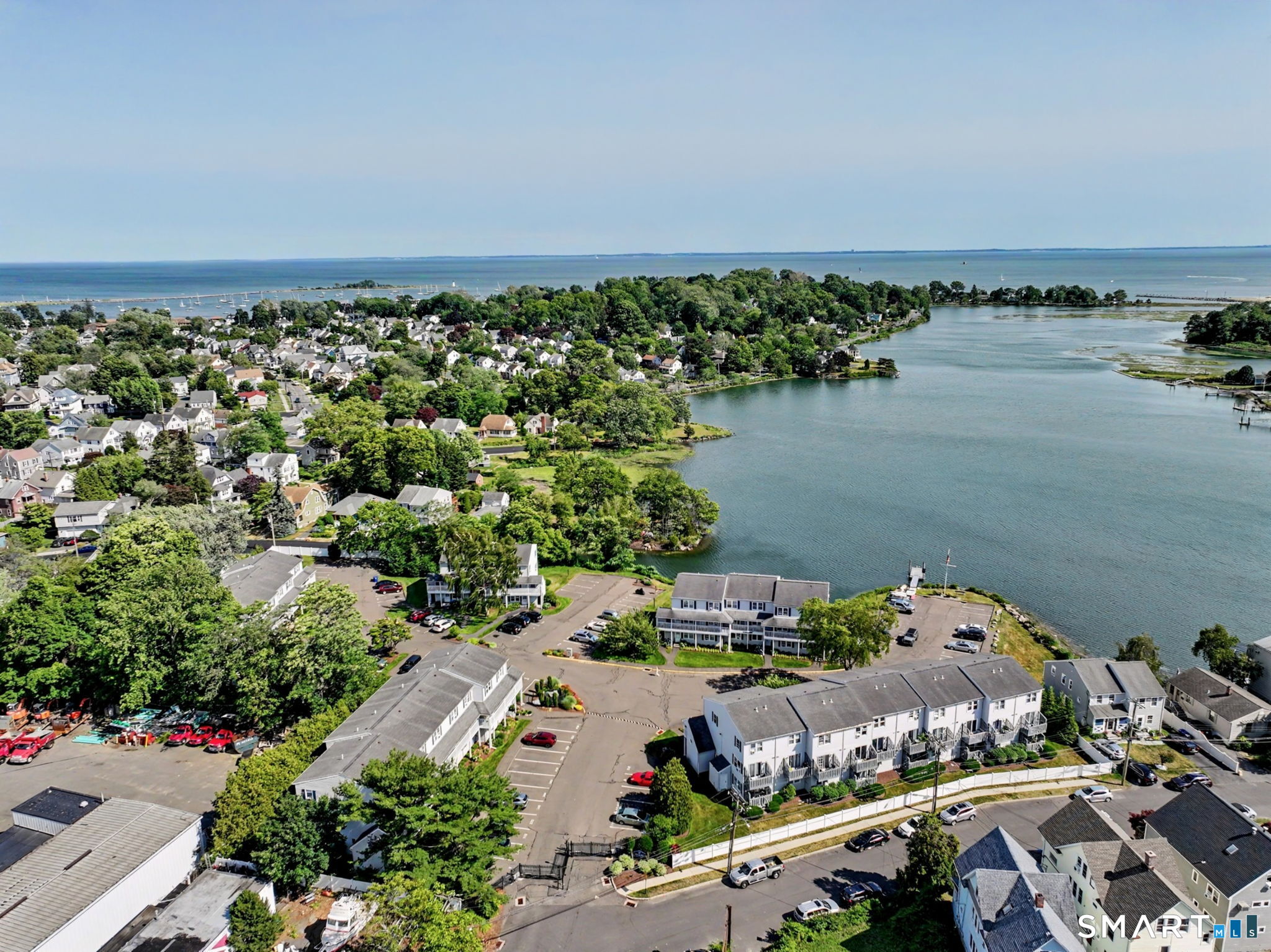140 Beachview Avenue Bridgeport CT 06605