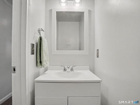 140 Beachview Avenue Bridgeport CT 06605