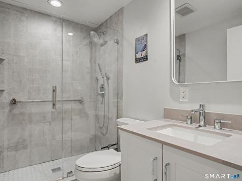 140 Beachview Avenue Bridgeport CT 06605