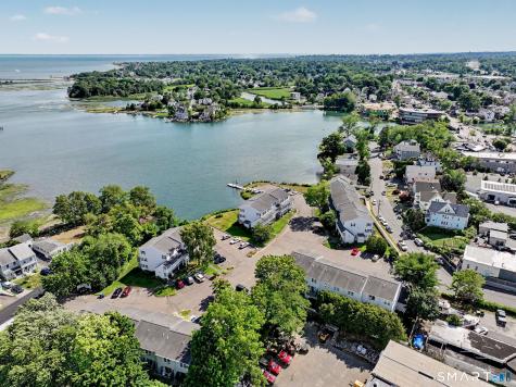 140 Beachview Avenue Bridgeport CT 06605