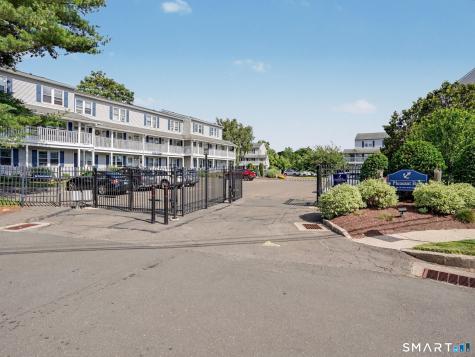 140 Beachview Avenue Bridgeport CT 06605