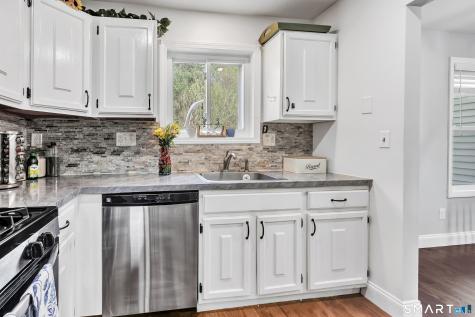 67 Country Hill Road Naugatuck CT 06770