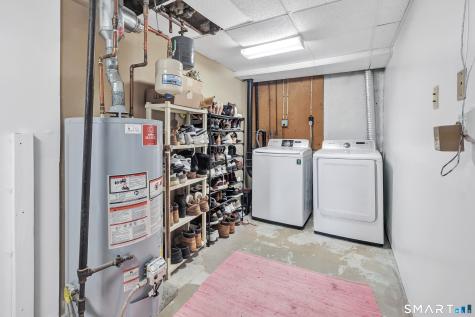 67 Country Hill Road Naugatuck CT 06770