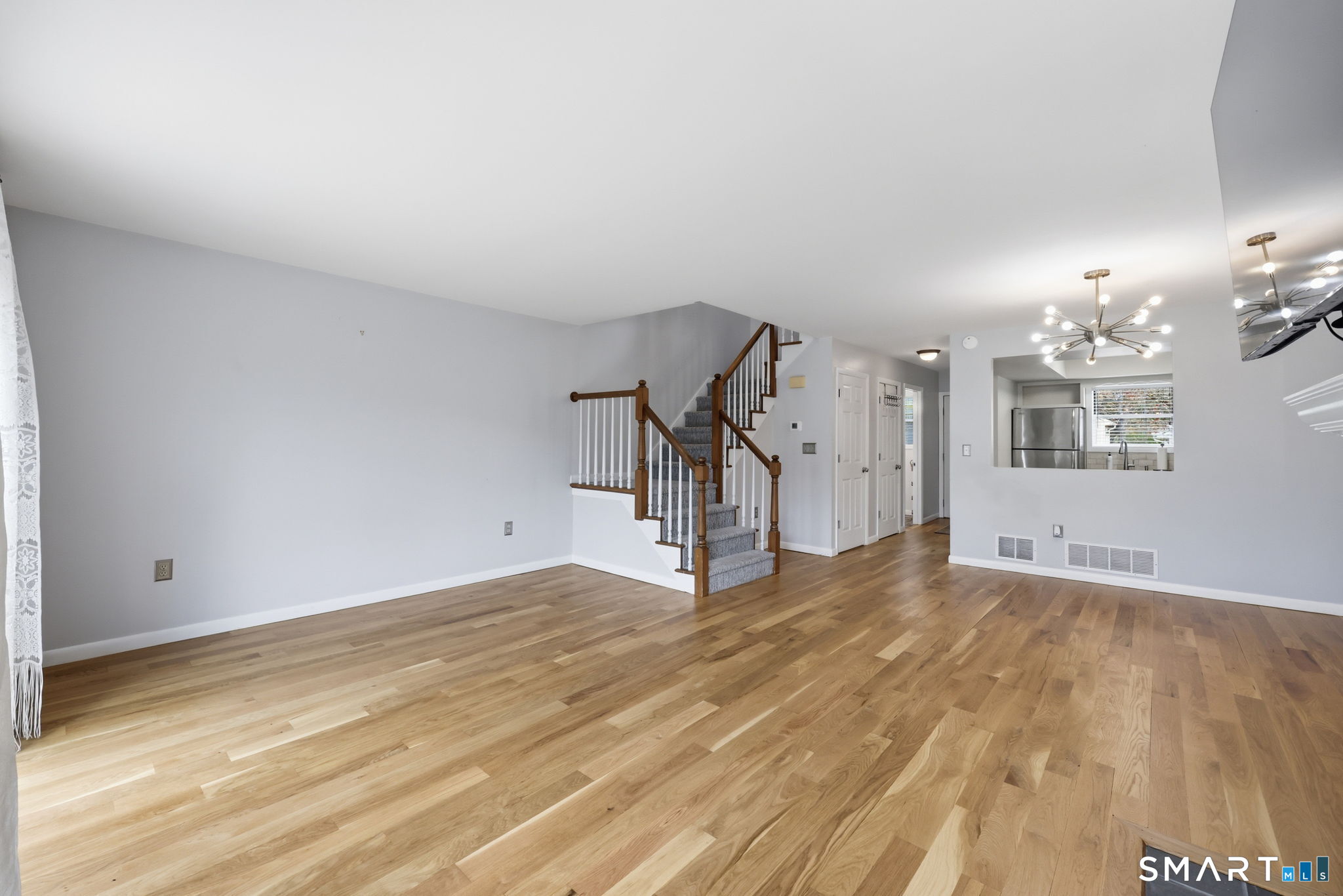 1402 Sunfield Drive South Windsor CT 06074