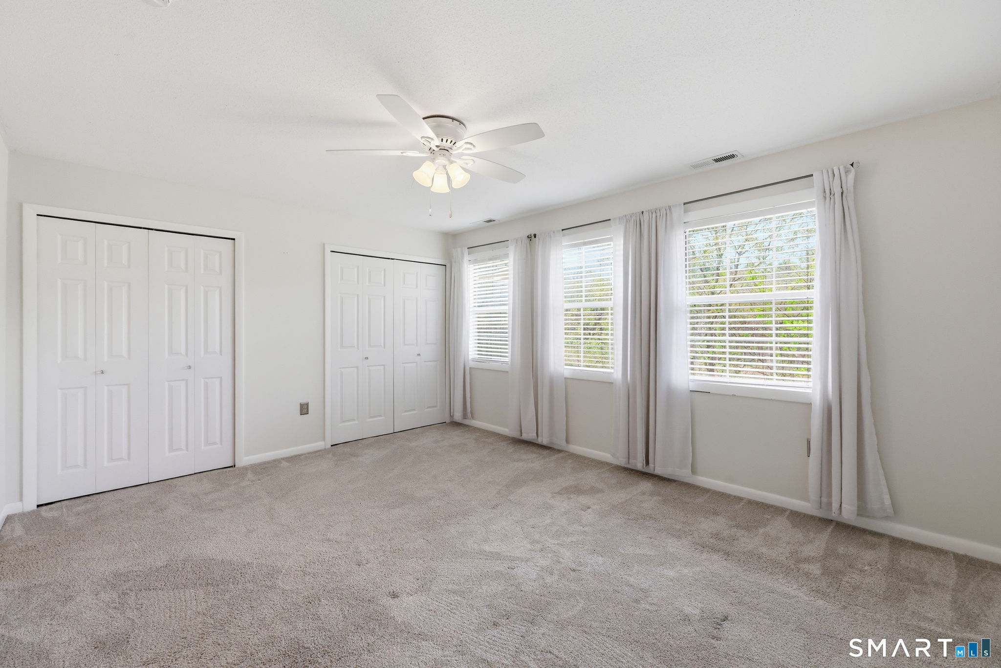 1402 Sunfield Drive South Windsor CT 06074