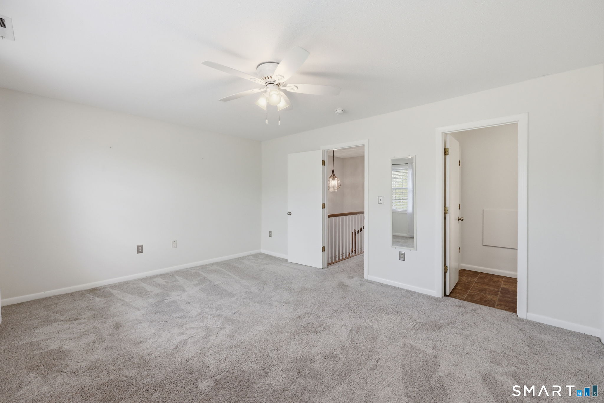 1402 Sunfield Drive South Windsor CT 06074