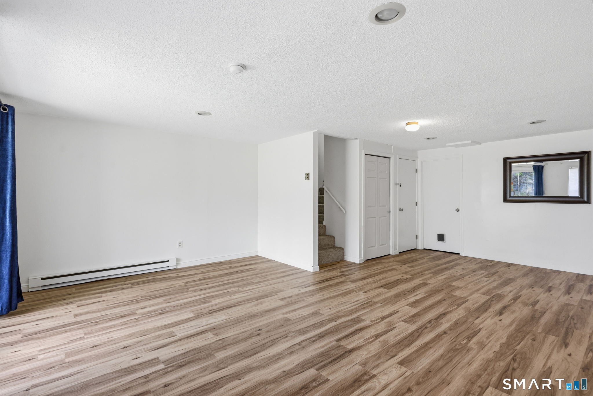 1402 Sunfield Drive South Windsor CT 06074