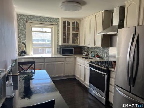 37 Canaan Court Stratford CT 06614