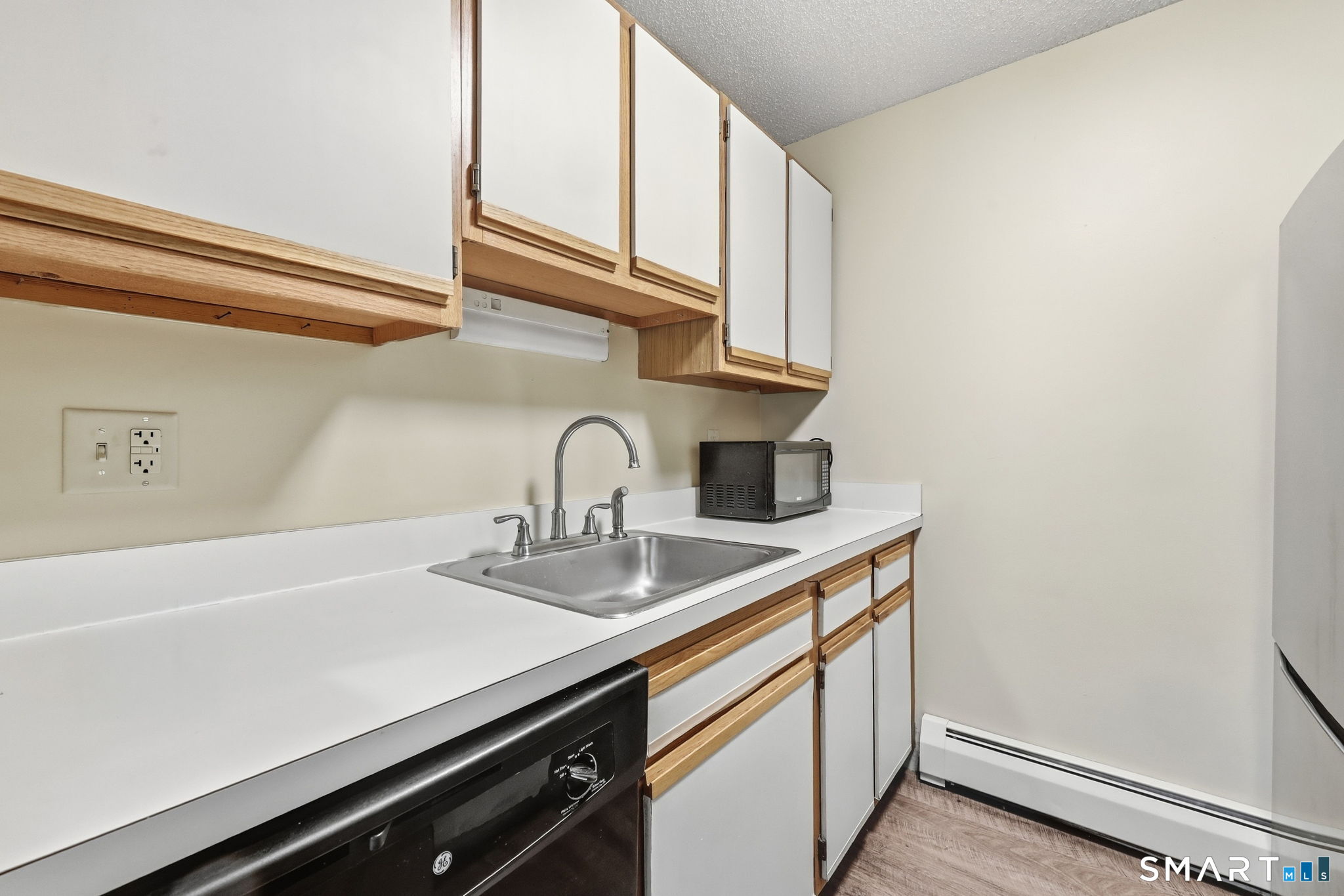 14 Pinney Street Ellington CT 06029