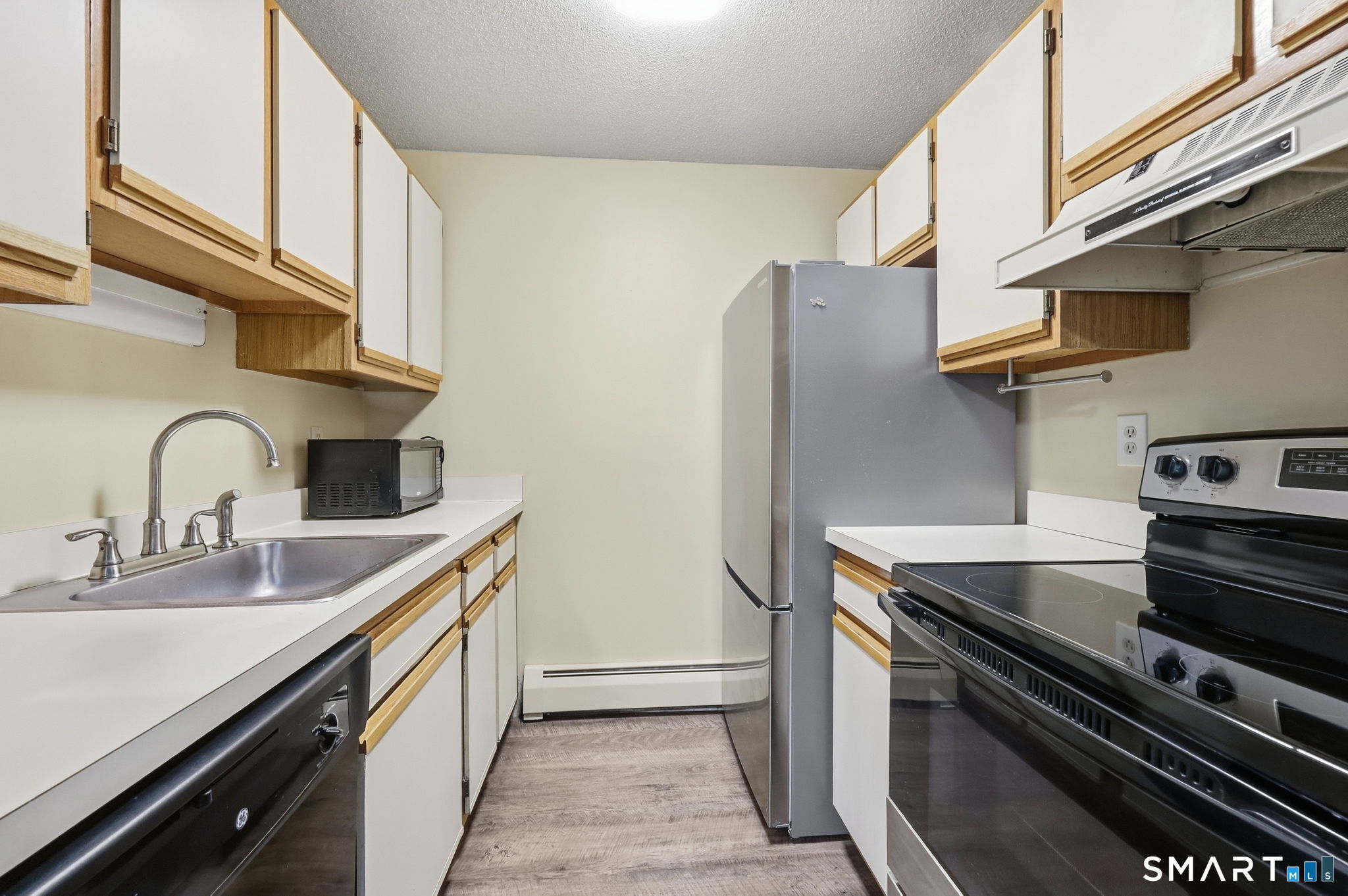 14 Pinney Street Ellington CT 06029