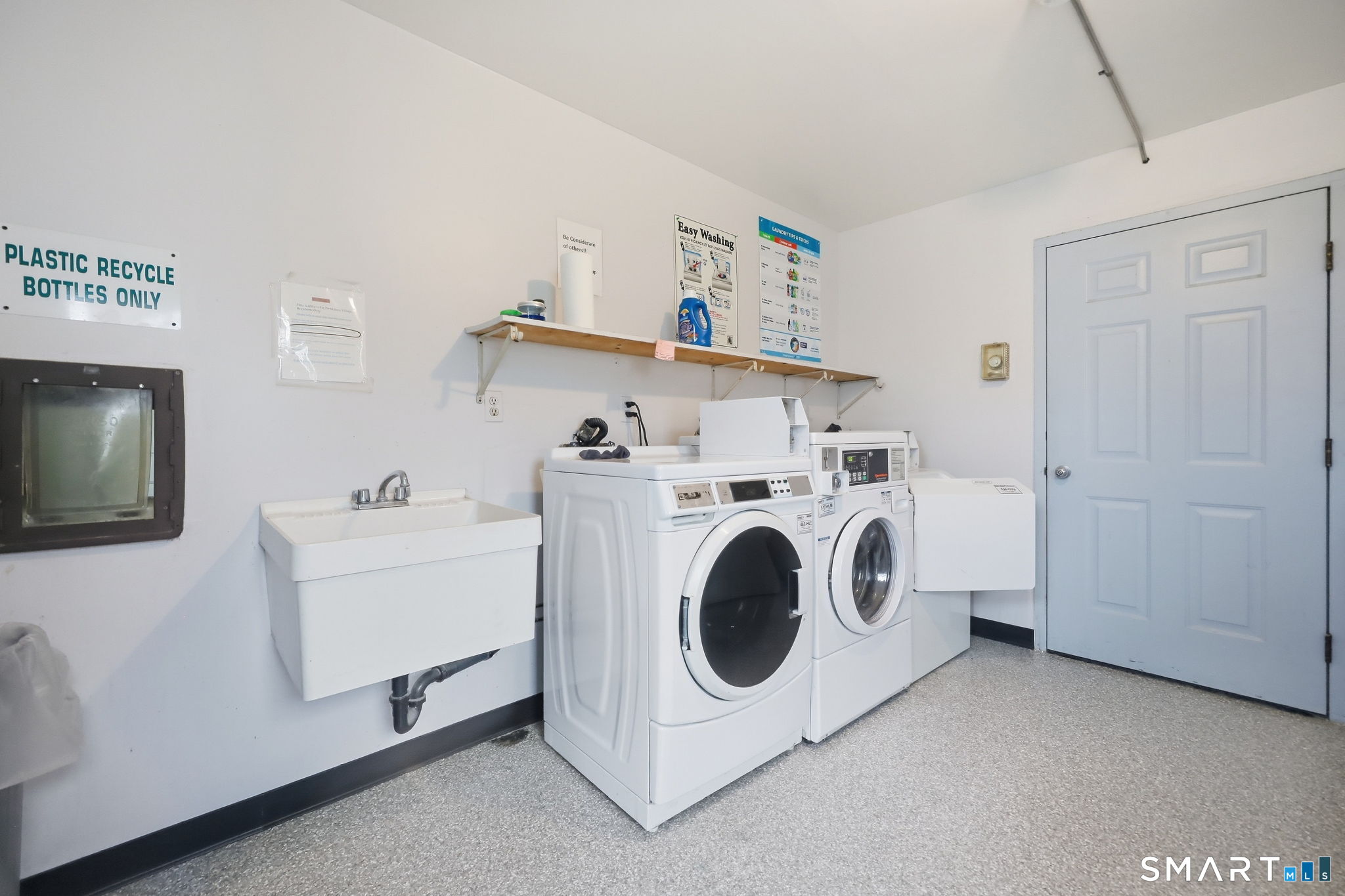 14 Pinney Street Ellington CT 06029