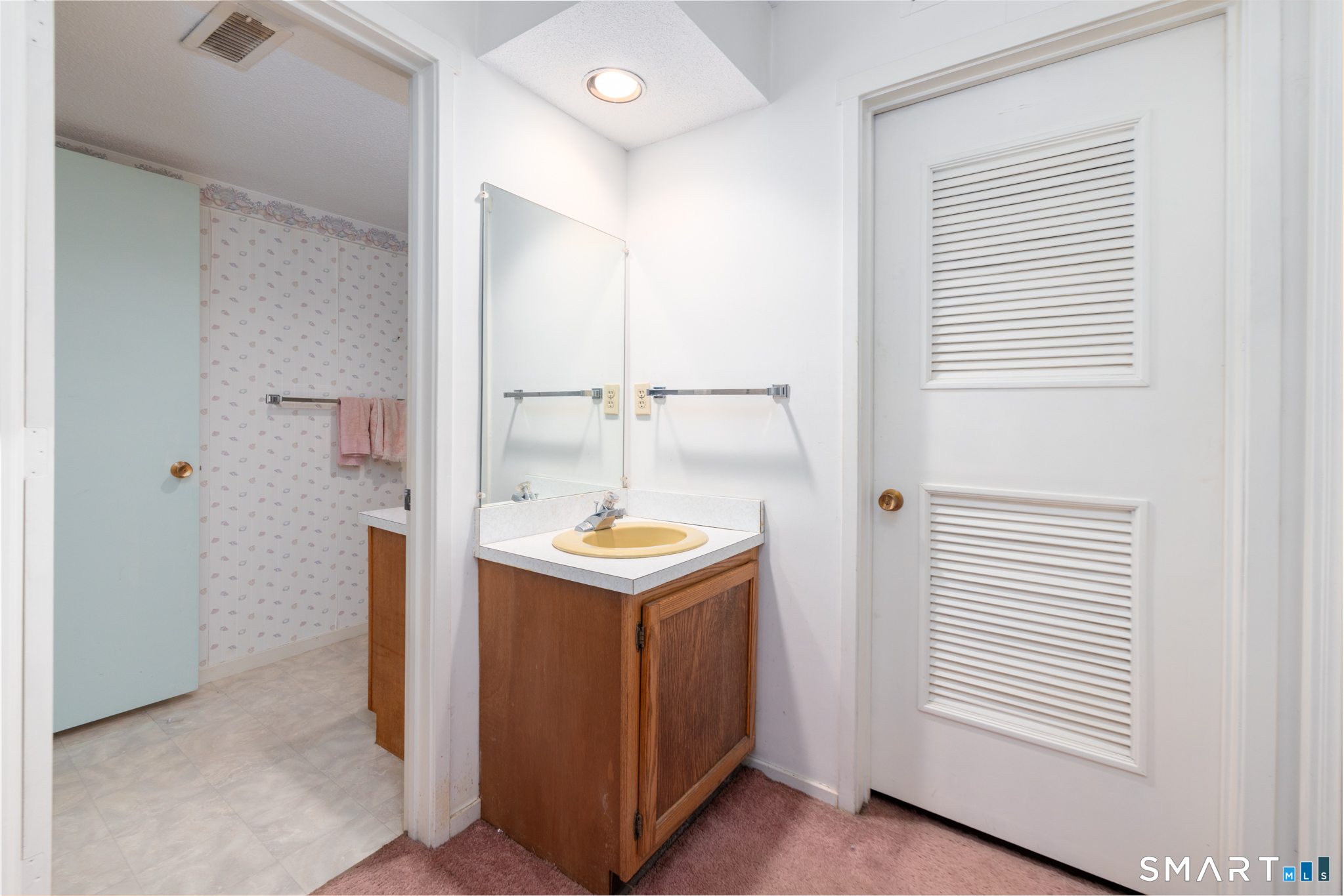 7 Maple Lane Avon CT 06001