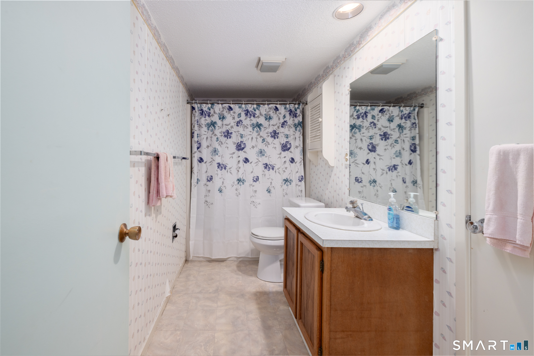 7 Maple Lane Avon CT 06001