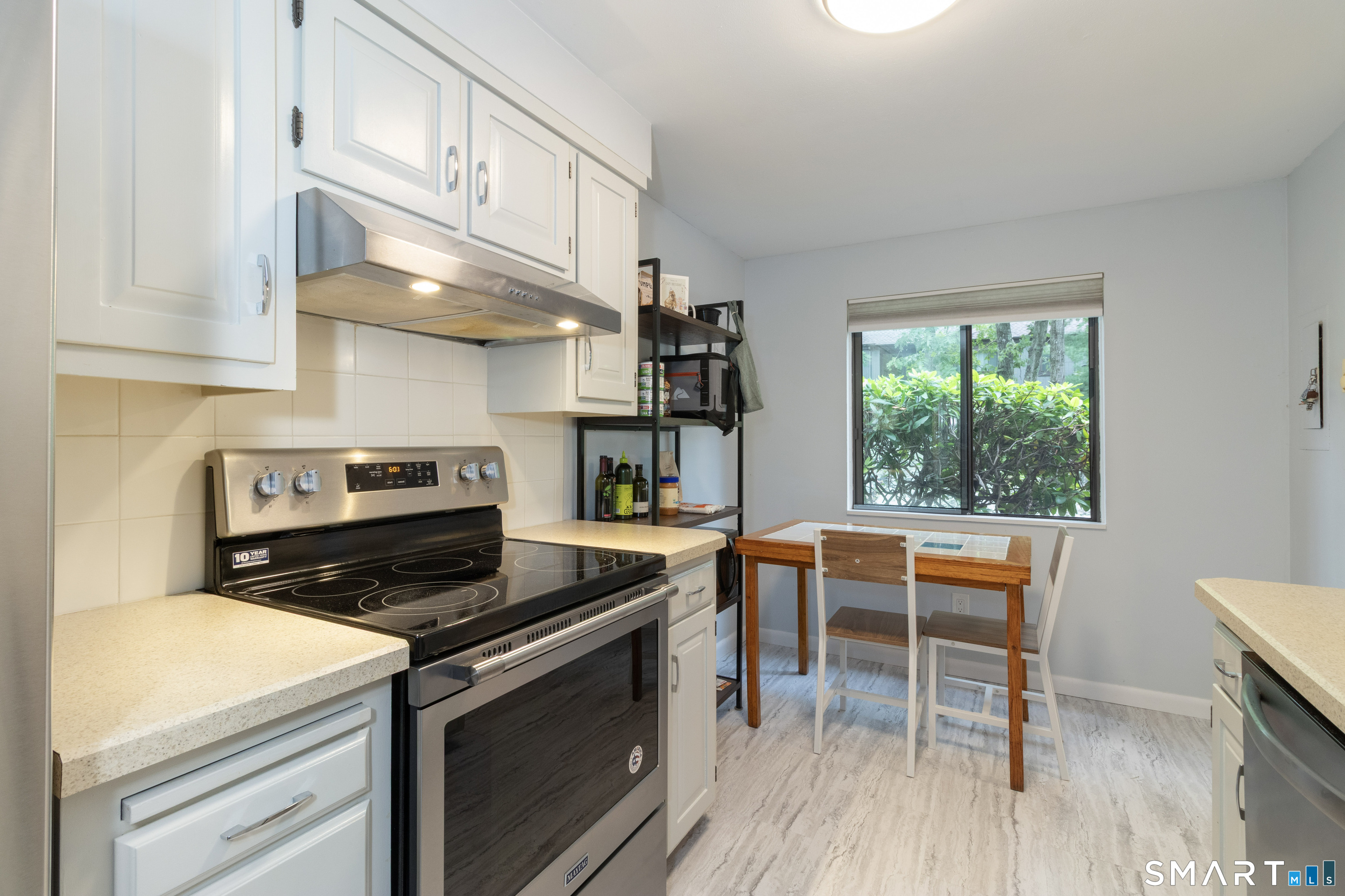 34 Harbour Village Branford CT 06405