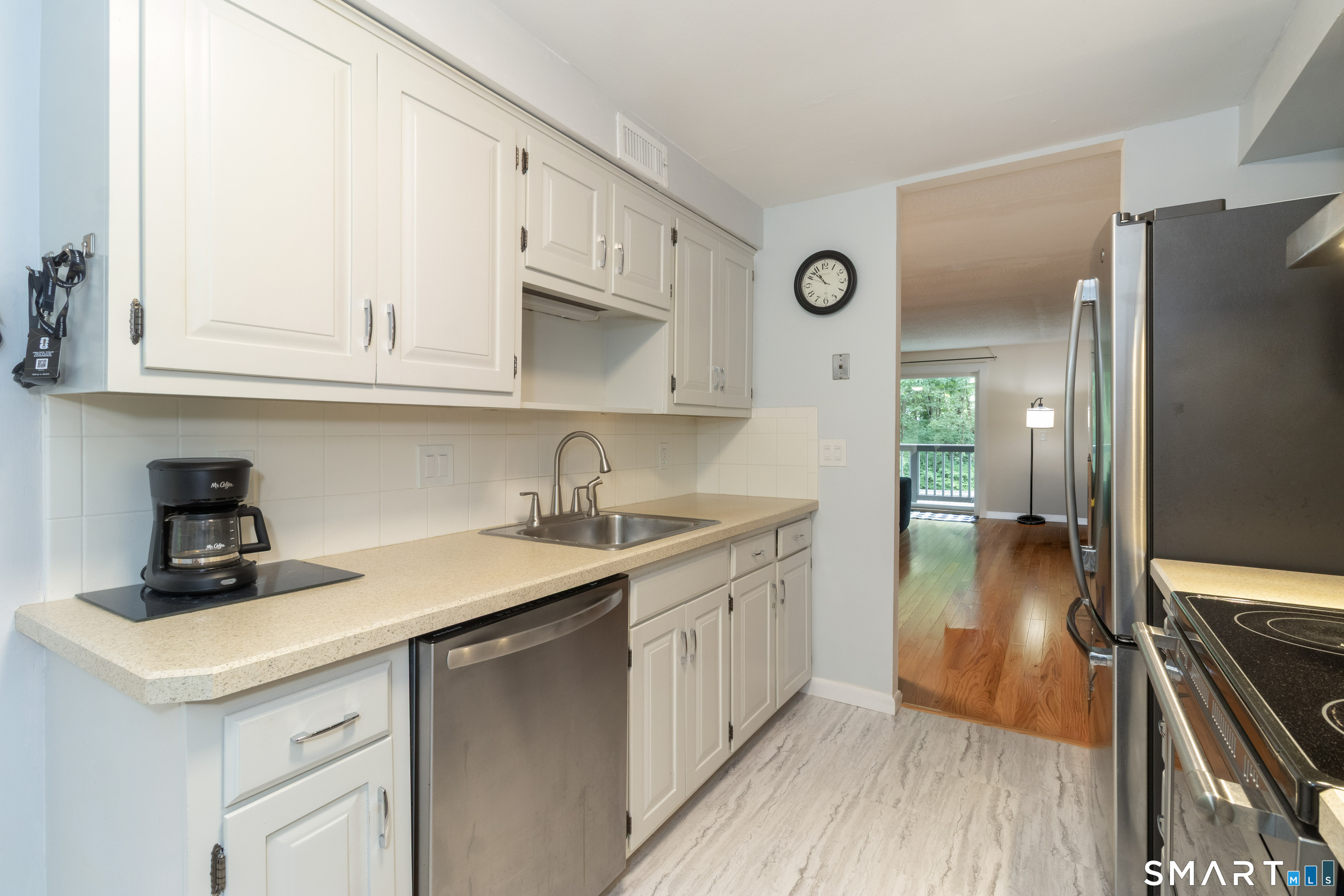 34 Harbour Village Branford CT 06405