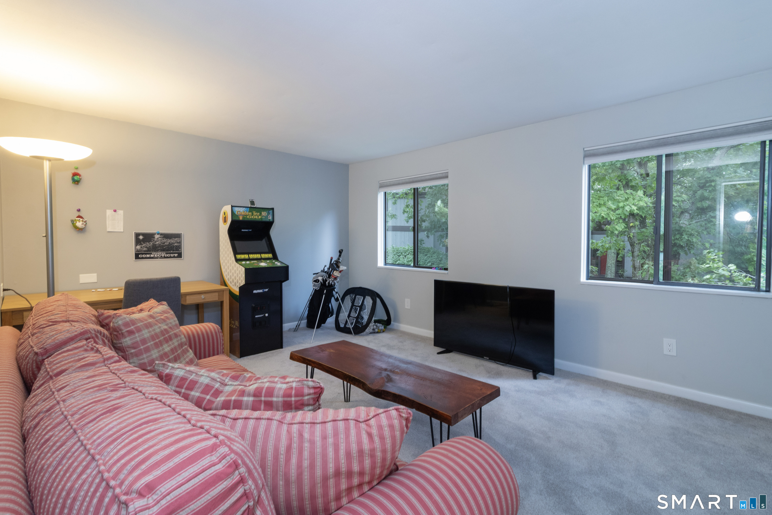 34 Harbour Village Branford CT 06405