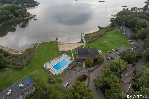 34 Harbour Village Branford CT 06405