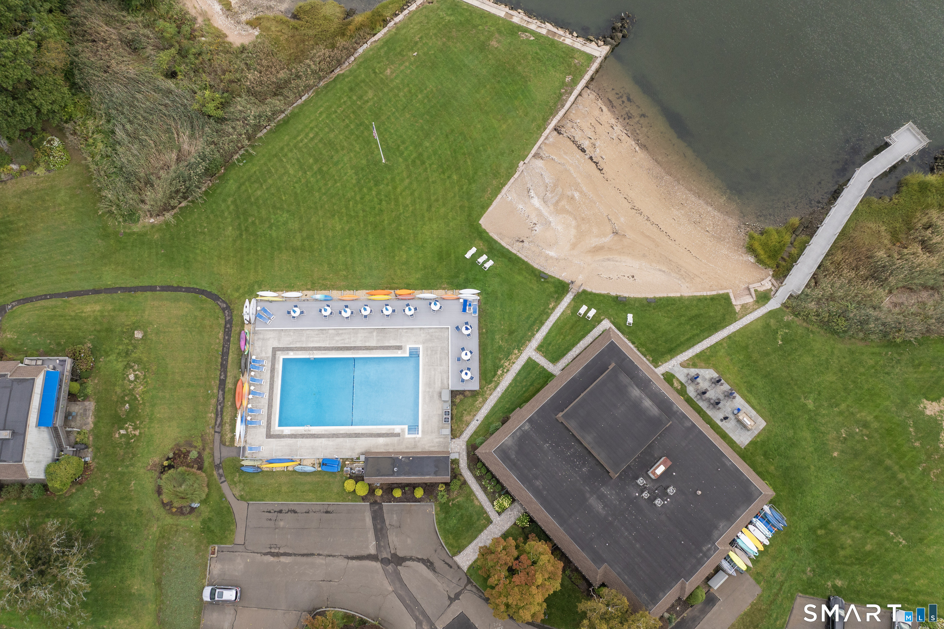 34 Harbour Village Branford CT 06405