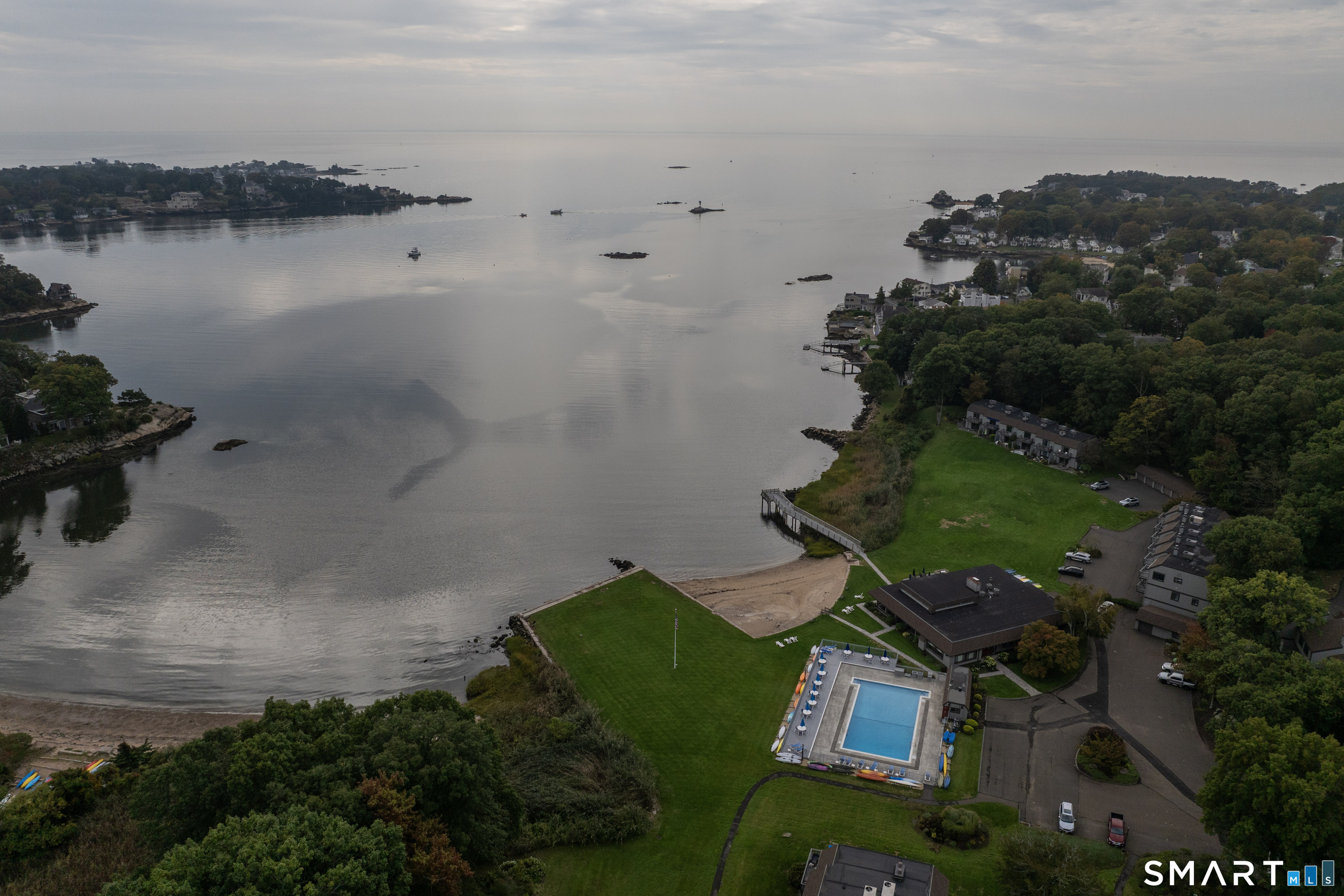 34 Harbour Village Branford CT 06405
