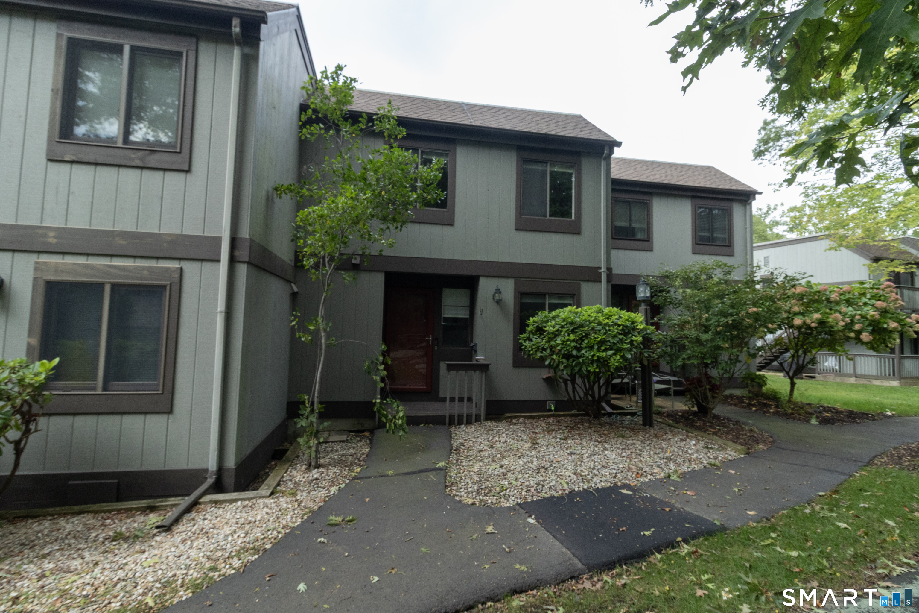 34 Harbour Village Branford CT 06405