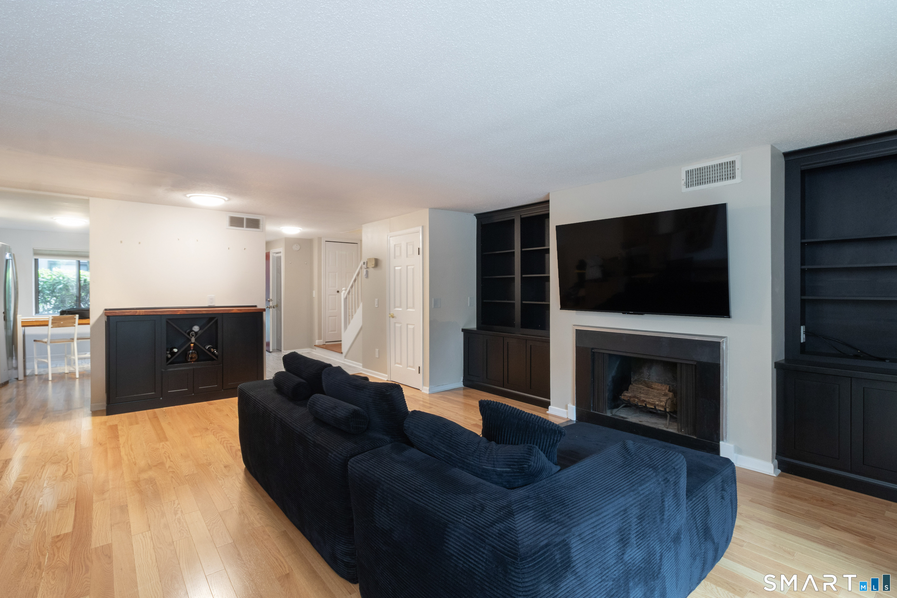 34 Harbour Village Branford CT 06405