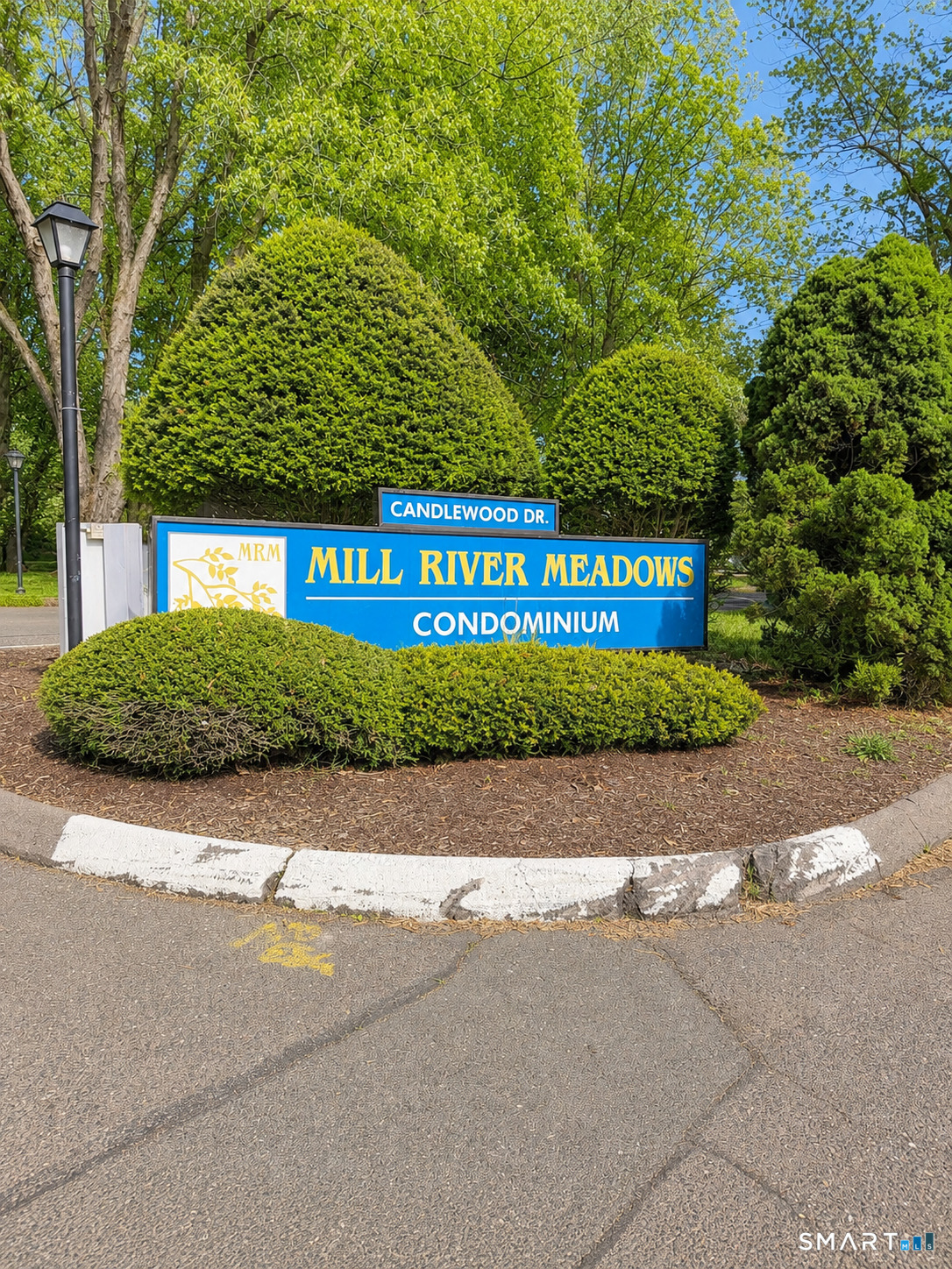 44 Candlewood Drive South Windsor CT 06074