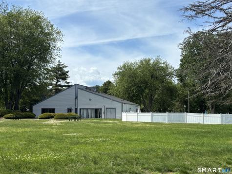 44 Candlewood Drive South Windsor CT 06074