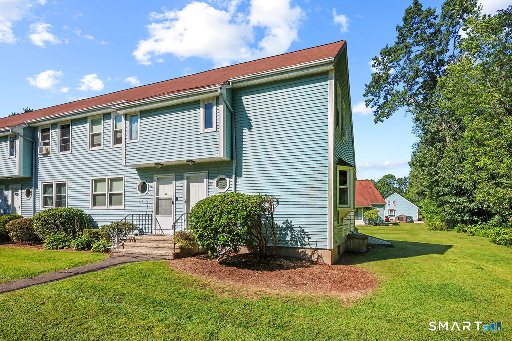 Ellington CT, 1 Abbott Road, Unit 49
