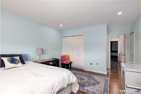 105 East Broadway Milford CT 06460