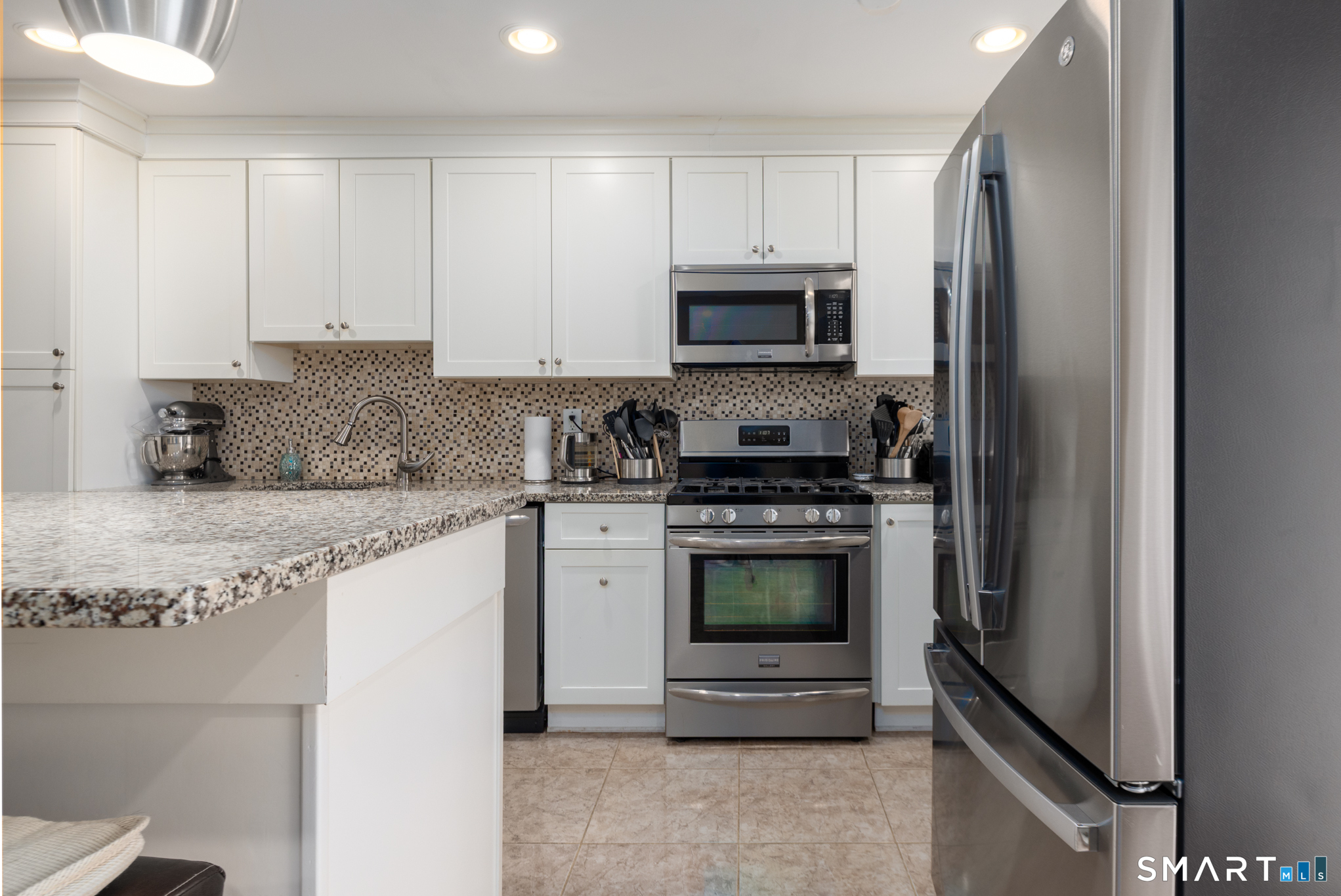105 East Broadway Milford CT 06460