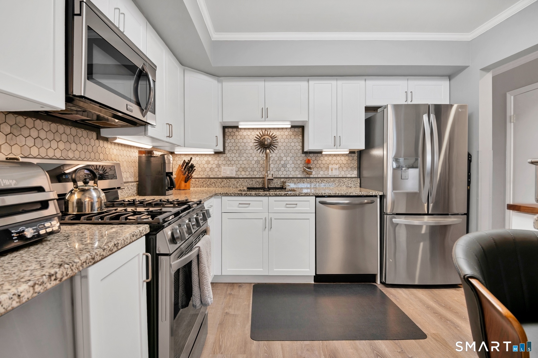 51 Harbour Close New Haven CT 06519