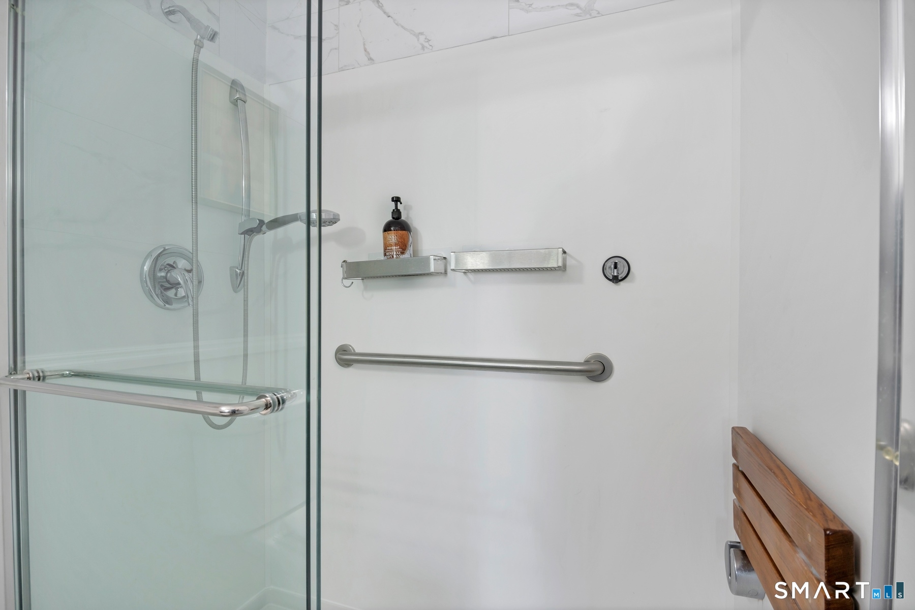 51 Harbour Close New Haven CT 06519