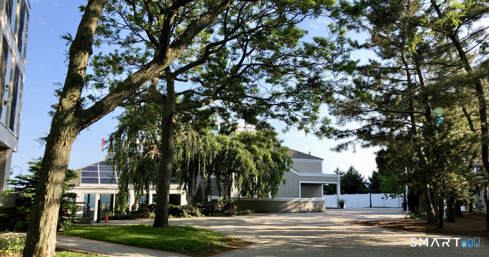 51 Harbour Close New Haven CT 06519