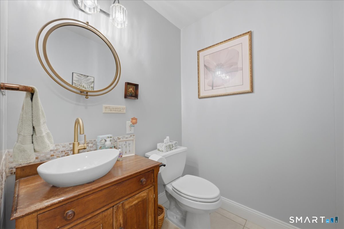 156 Briar Lane Norwich CT 06360