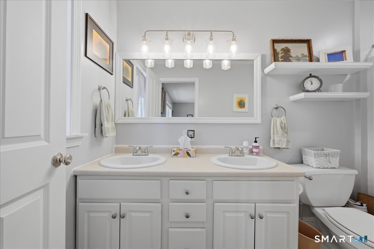 156 Briar Lane Norwich CT 06360