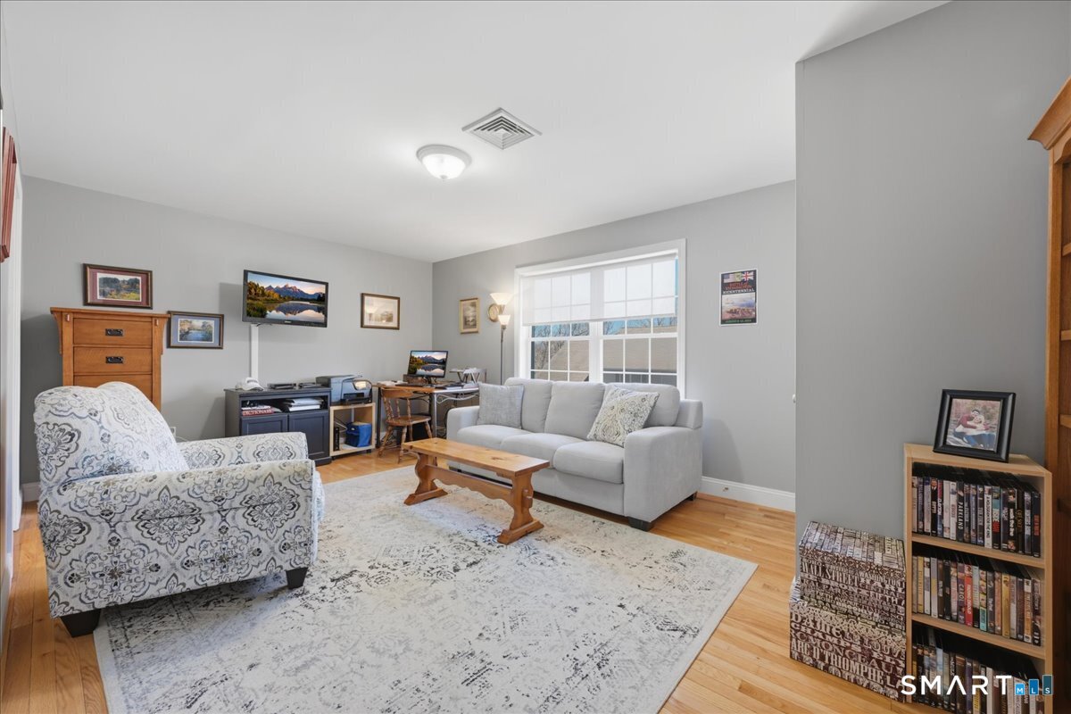 156 Briar Lane Norwich CT 06360