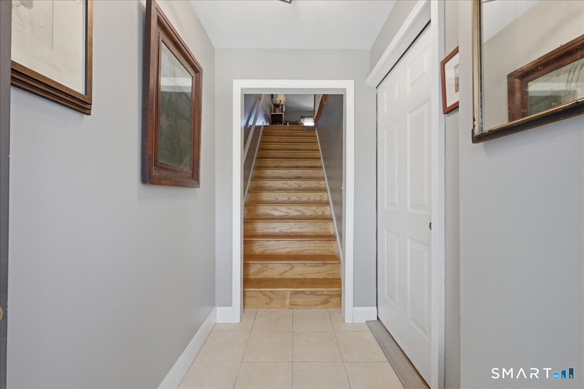 156 Briar Lane Norwich CT 06360