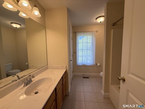 15 Freedom Way East Lyme CT 06357