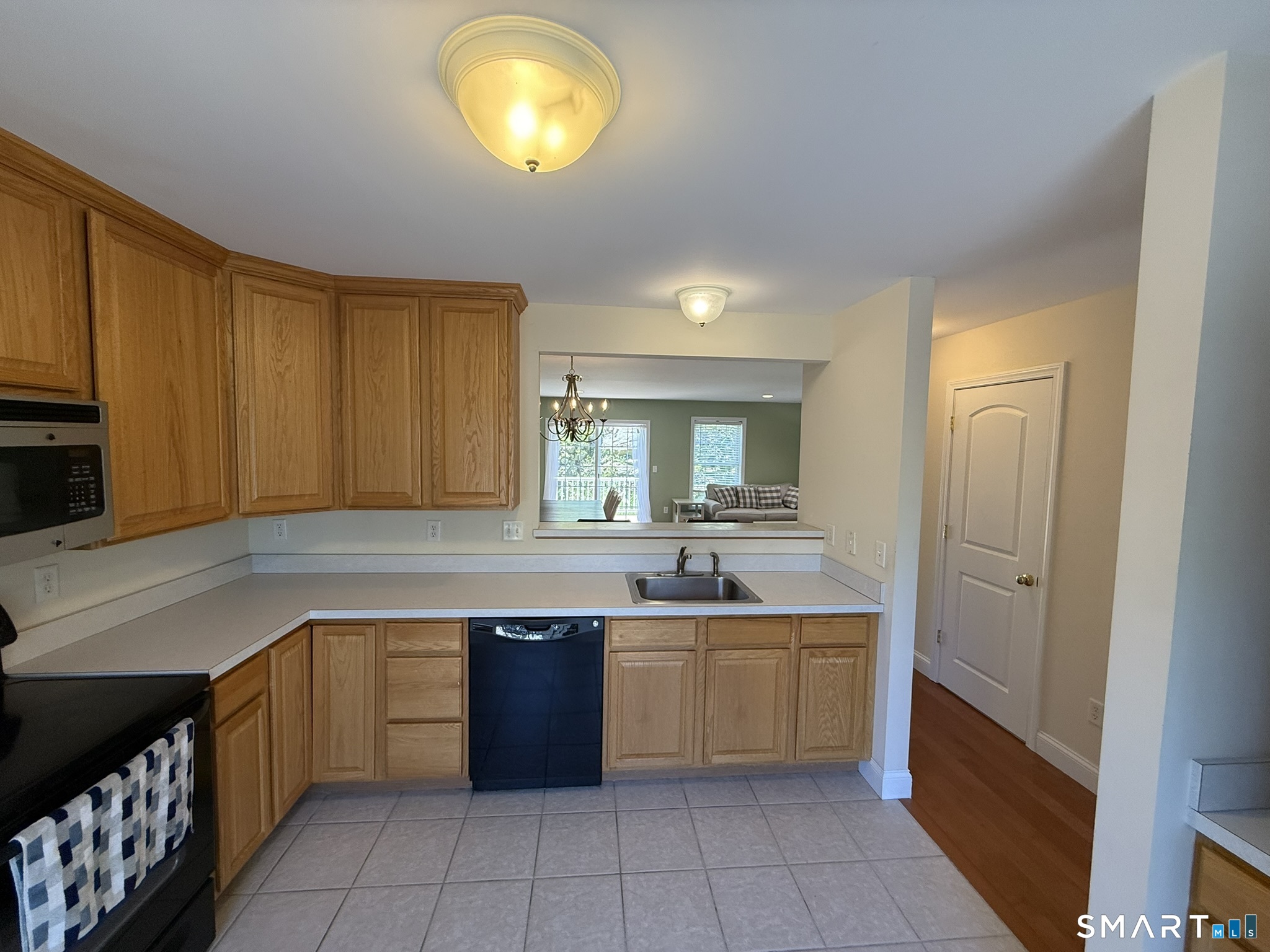 15 Freedom Way East Lyme CT 06357