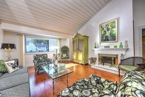 209 Acorn Lane Stratford CT 06614