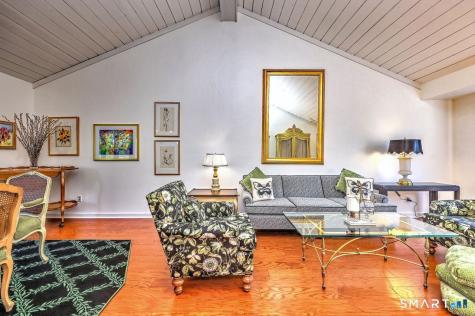 209 Acorn Lane Stratford CT 06614