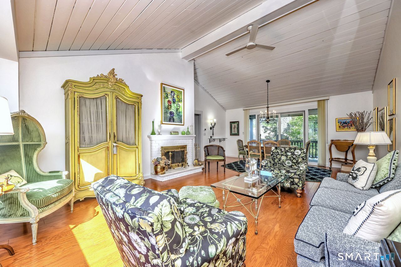 209 Acorn Lane Stratford CT 06614