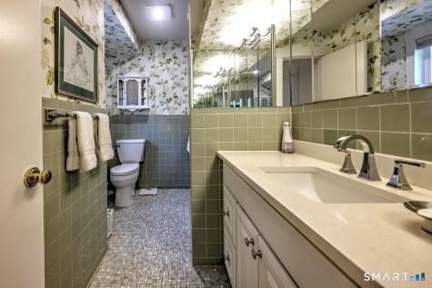 209 Acorn Lane Stratford CT 06614