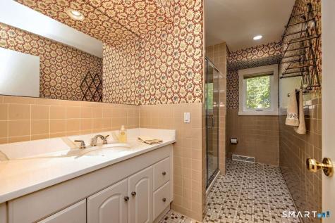 209 Acorn Lane Stratford CT 06614