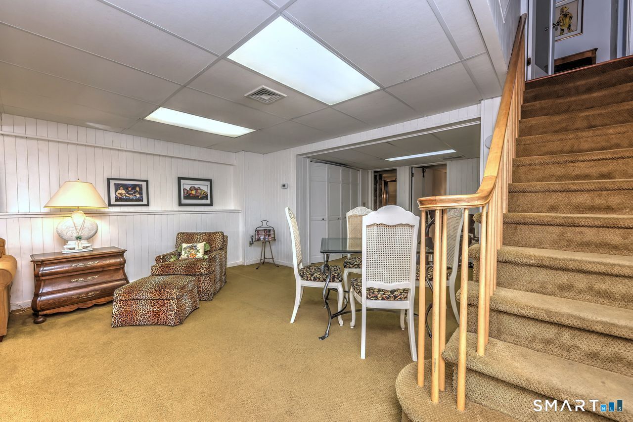 209 Acorn Lane Stratford CT 06614
