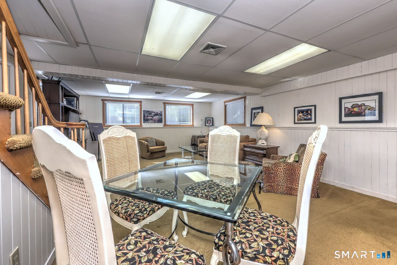 209 Acorn Lane Stratford CT 06614